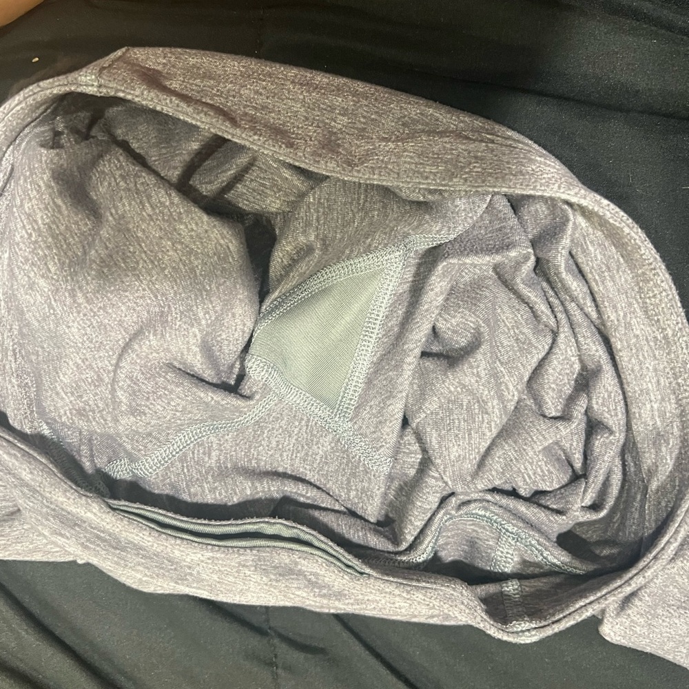 Lululemon leggings sz 6 - Picture 5 of 6